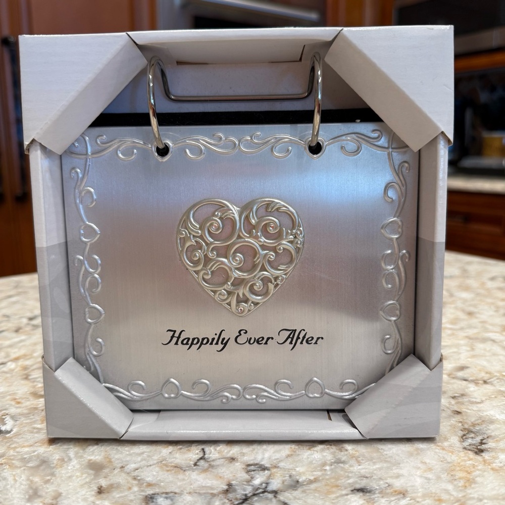 NWT Malden Silver Decorative Wedding/Anniversary Photo Album